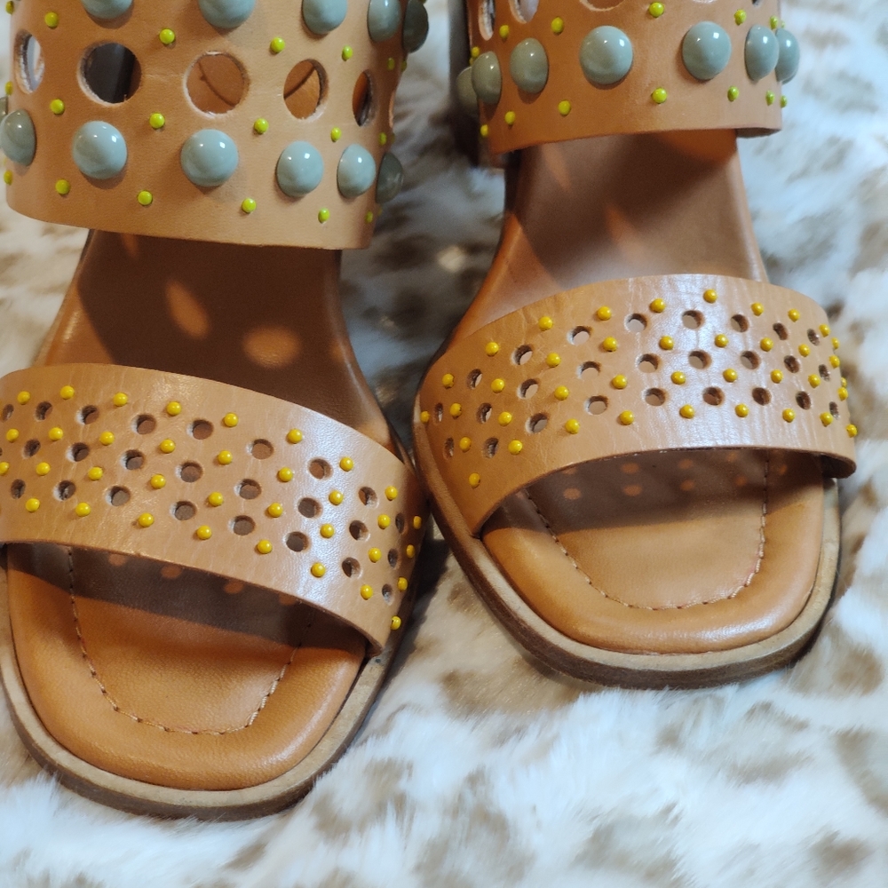 Donald J. Pliner Estee Block Heel Sandals Size 7.5M - Picture 4 of 13